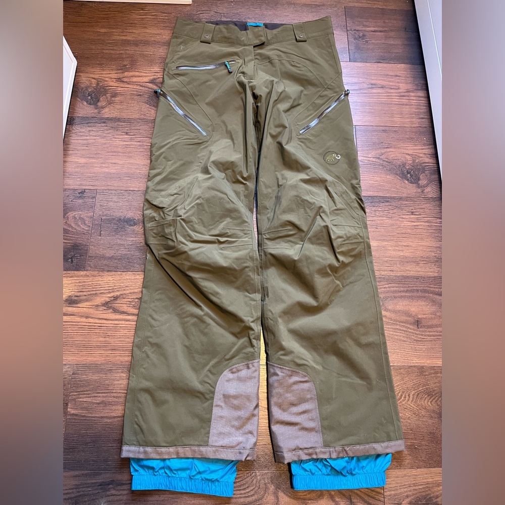 Mammut snow pants - size 8